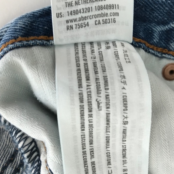 Abercrombie & Fitch 100% Cotton Mid Rise Boyfriend Short 24 Distressed Raw Hem - Picture 6 of 6